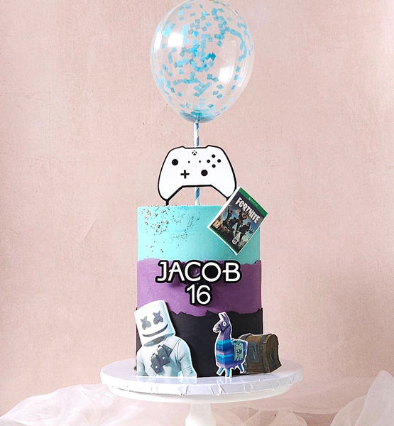 Gamer cake, topper and charm name & age only